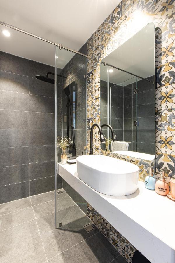 H Boutique Hotel Хойан Экстерьер фото